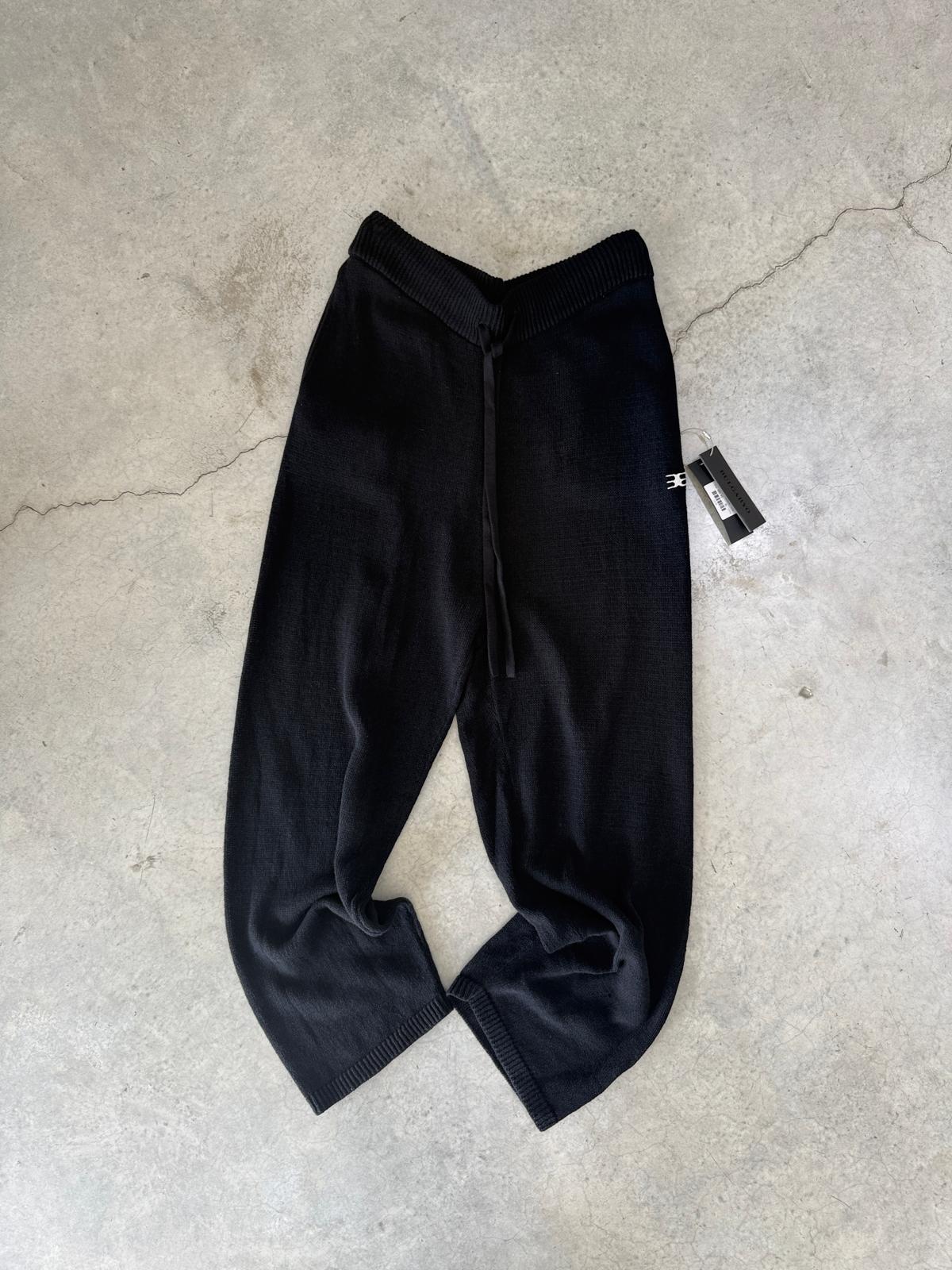 KNITTED COMFORT SET – BLACK