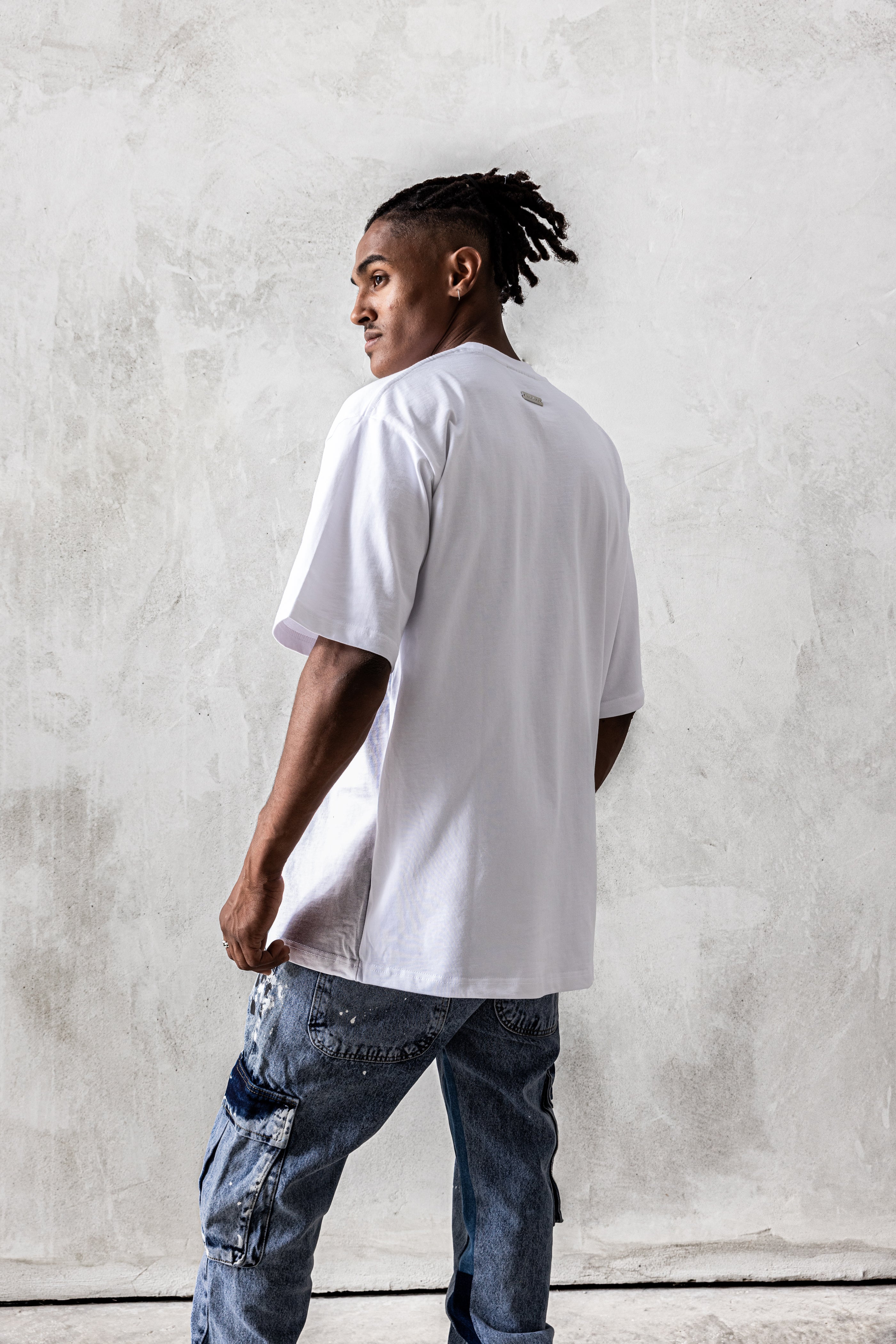 B PEACE WHITE