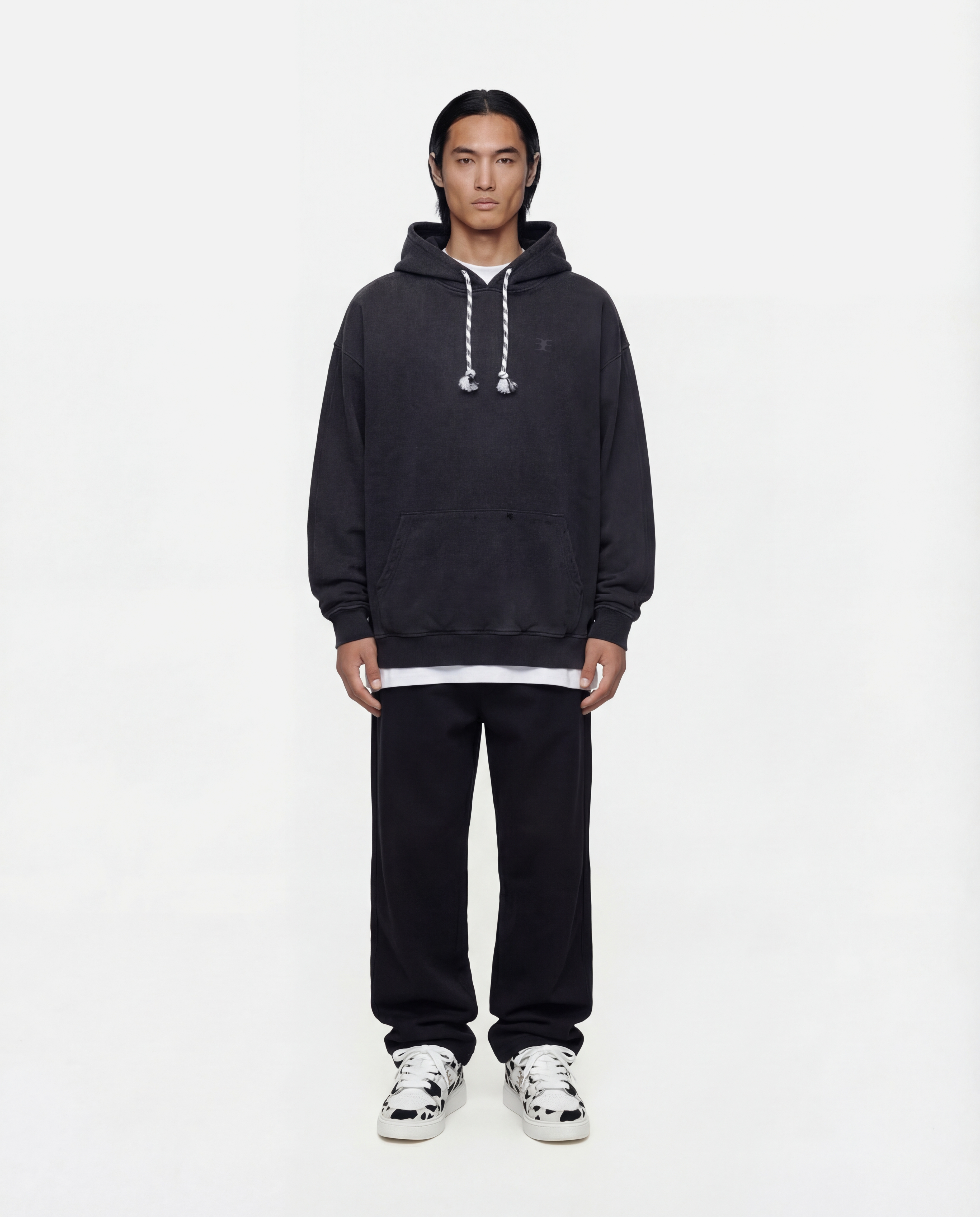 SCRIPT SYMBOL HOODIE      BLACK