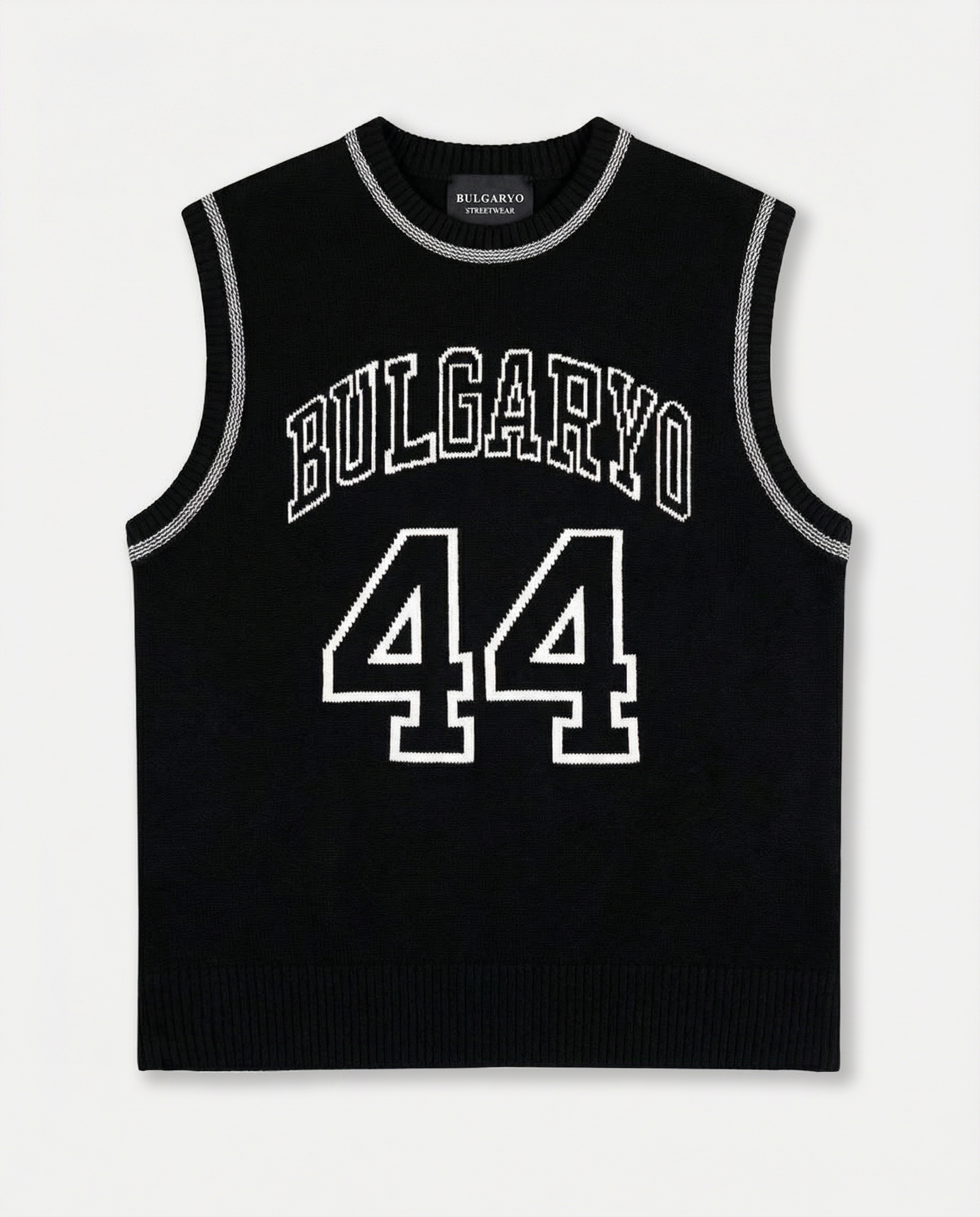 KINNTED -  V NECK         BLACK