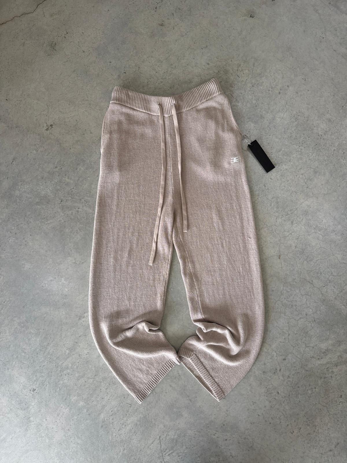 KNITTED COMFORT SET – STONE