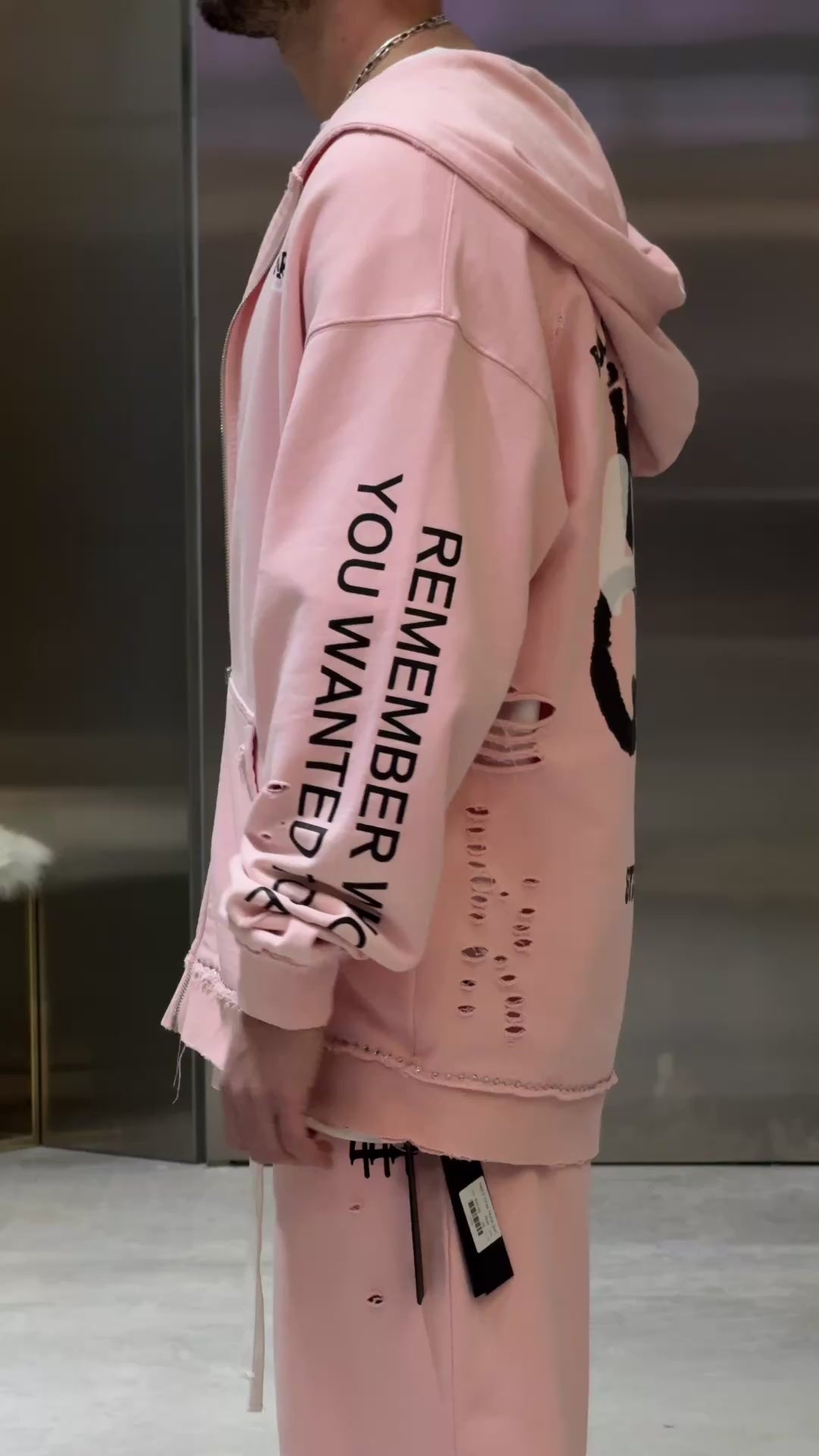 TITAN TRACKSUIT PINK